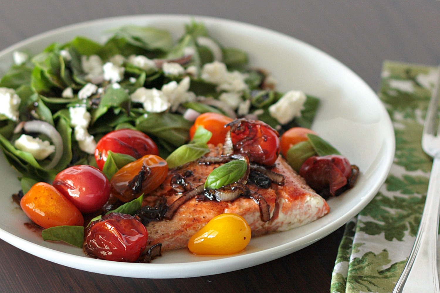 APPLE A DAY Seared Salmon with Balsamic Blistered Tomatoes