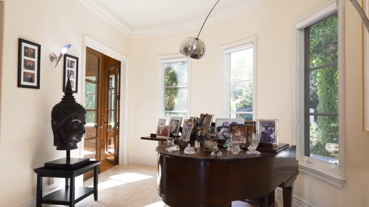 11971 Lockridge Estate Rd, Studio City, CA vs. Mansion Interior Design Tour