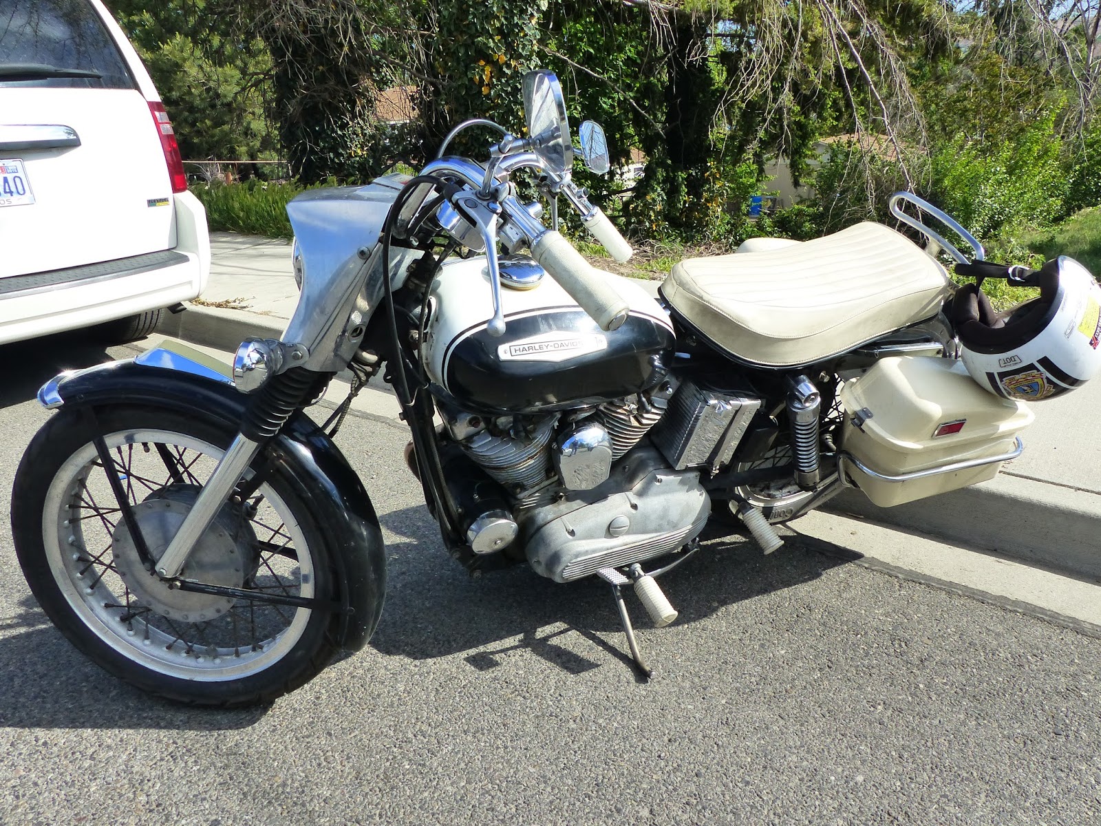 OldMotoDude: 1967 Harley-Davidson Sportster spotted at the 2016 Benton