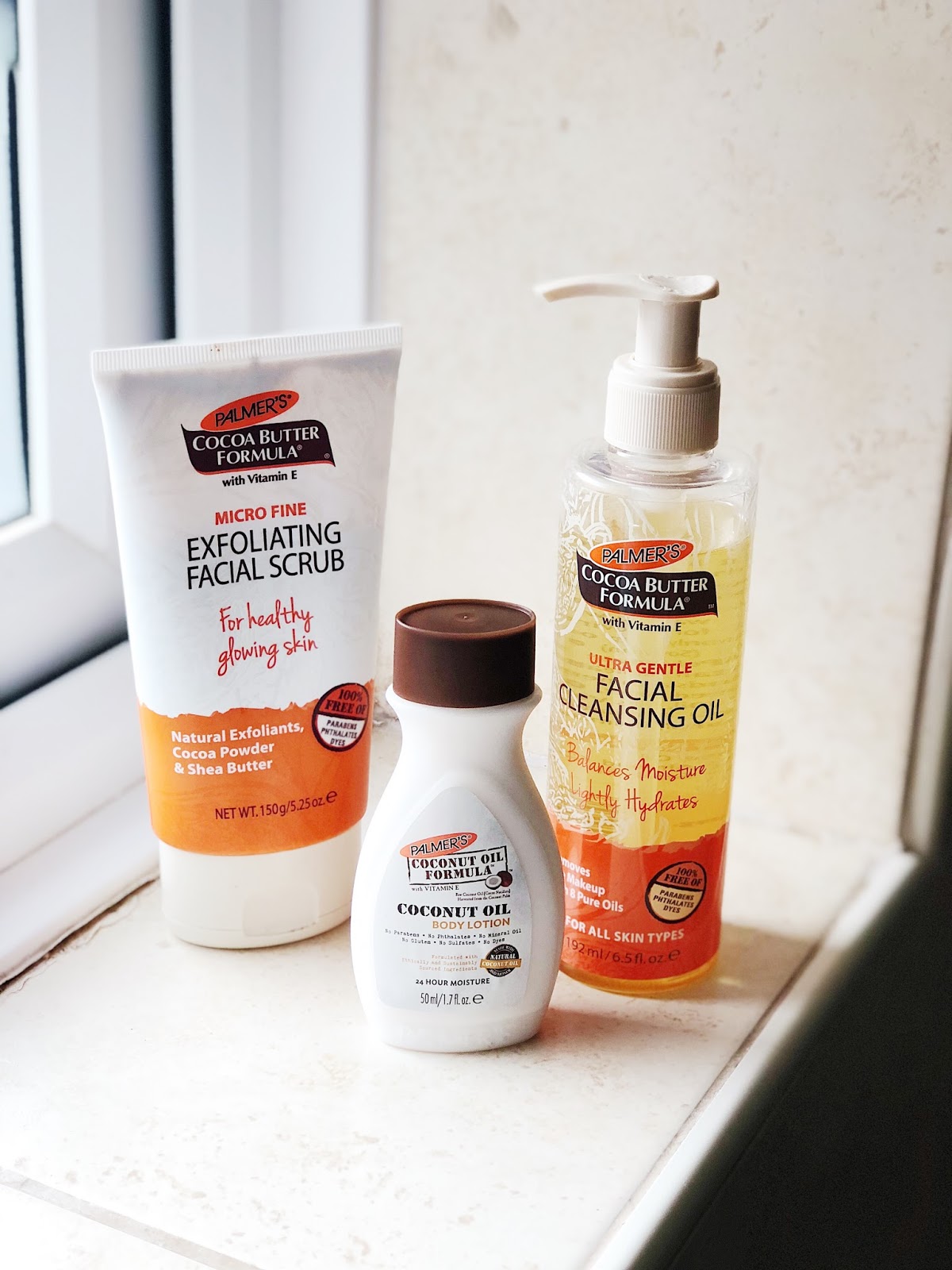 TESTING OUT PALMERS SKIN CARE! Oh it's Sare