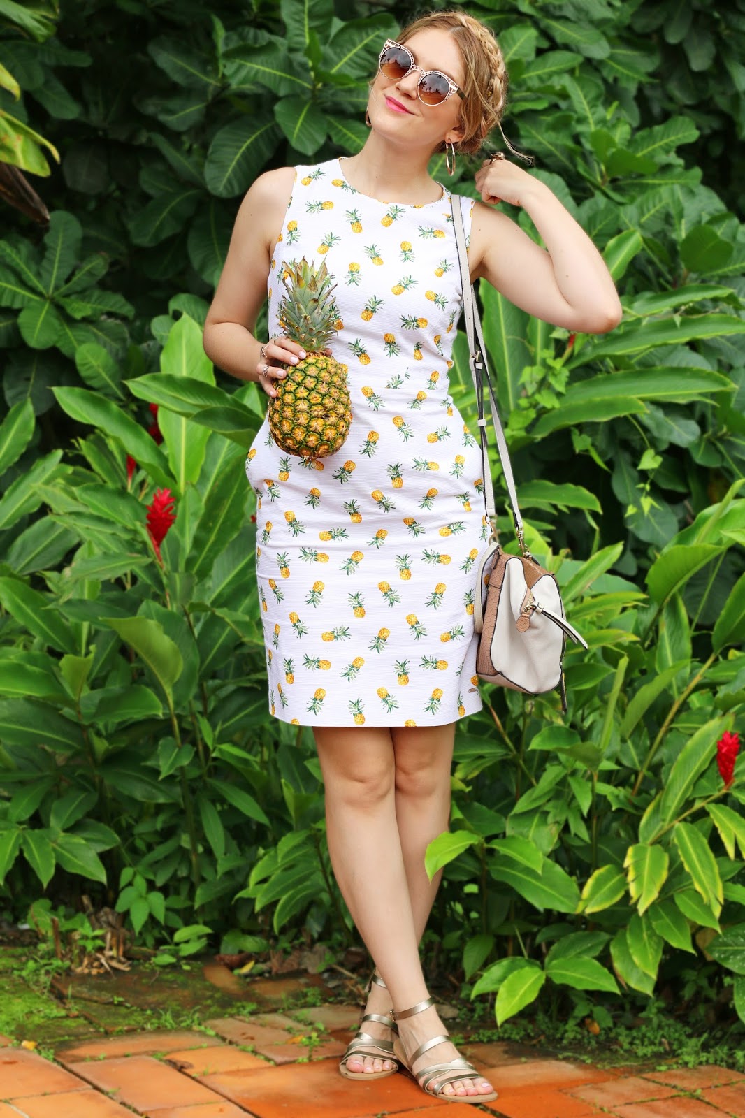 Loving this pineapple outfit for the Summer