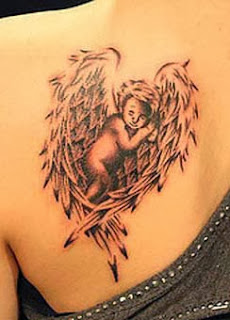Tattoo anjo pequeno
