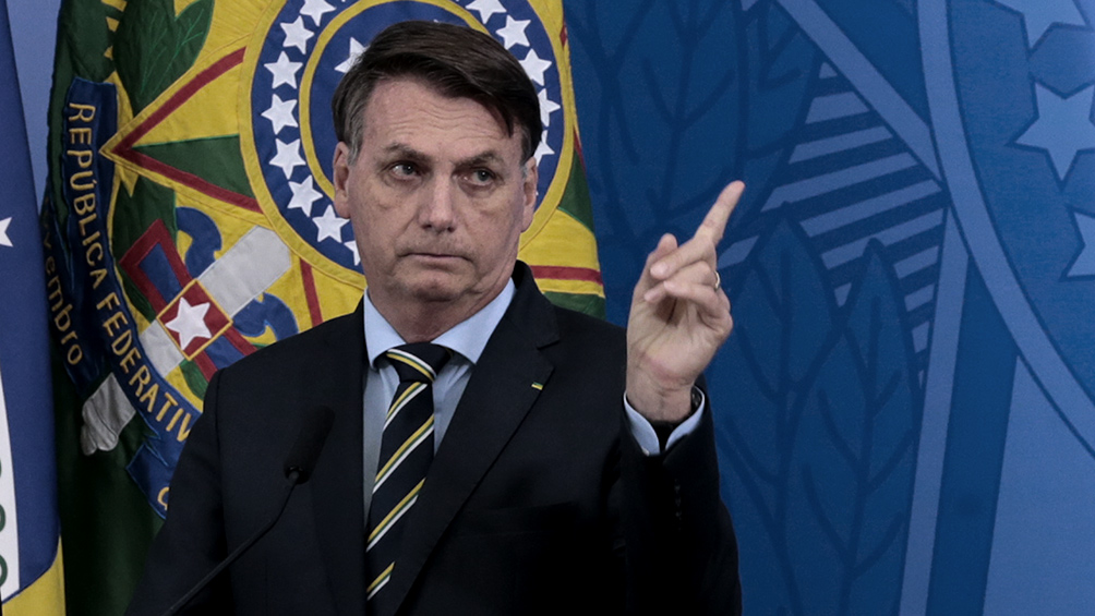 Coronavirus en Brasil: Bolsonaro le echa la culpa a gobernadores e intendentes por las muertes y la crisis económica Coronavirus en Brasil: Bolsonaro le echa la culpa a gobernadores e intendentes por las muertes y la crisis económica