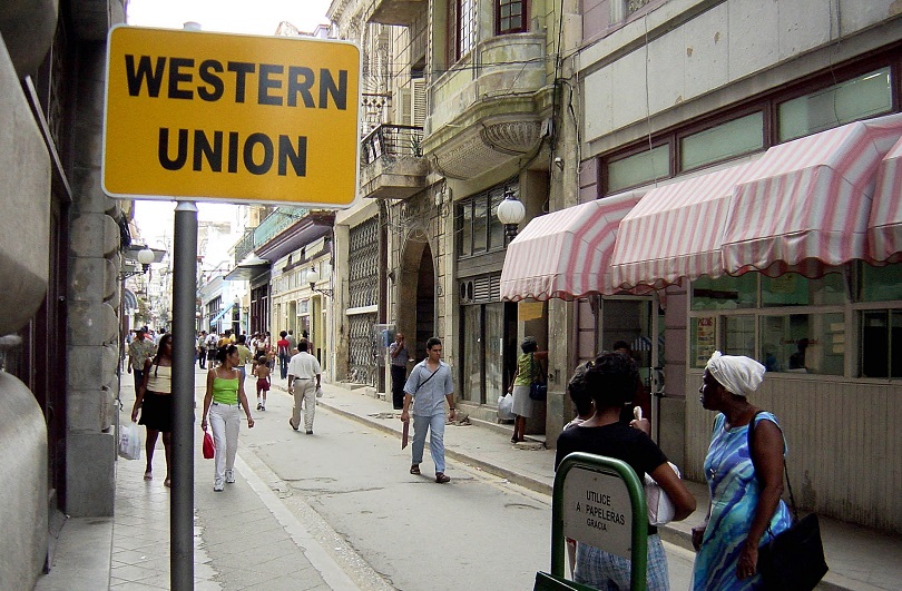 El blog de Iván García y sus amigos Cuba tasa cambiaria artificial y