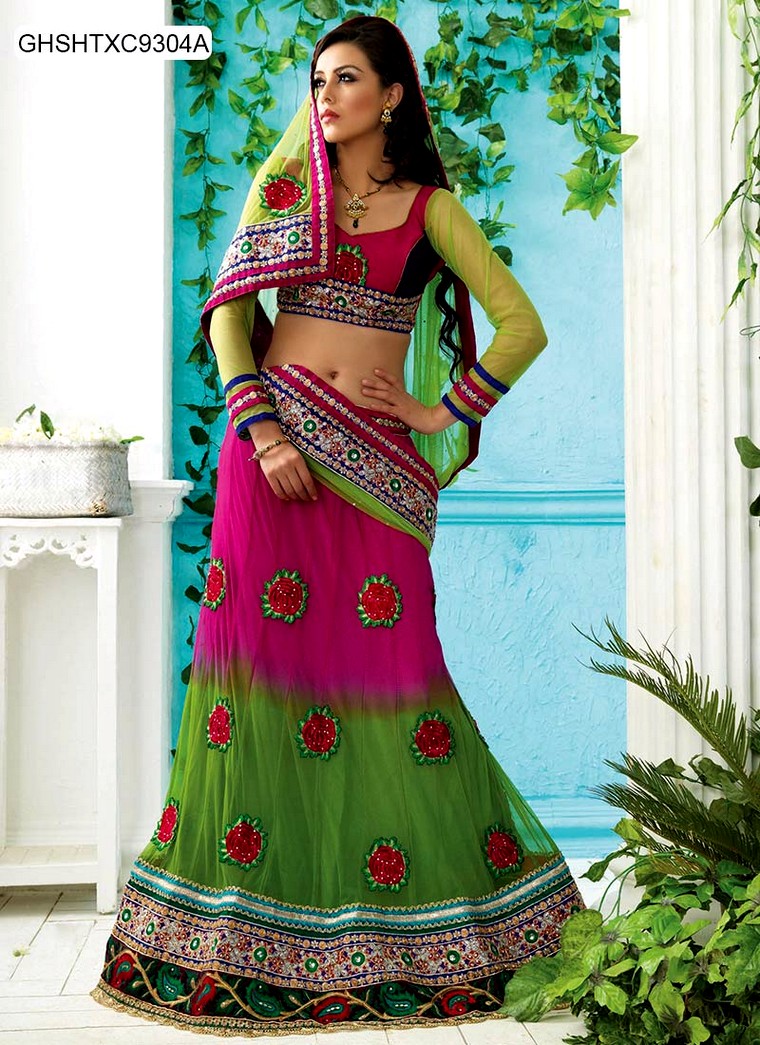 lehenga design for mehndi function