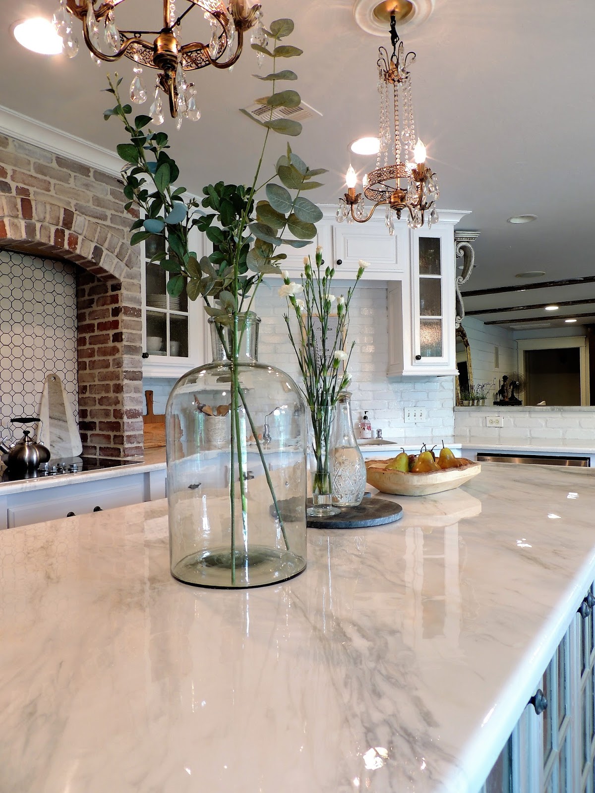 Epoxy Countertops that look like Marble - Simply Summer morgan