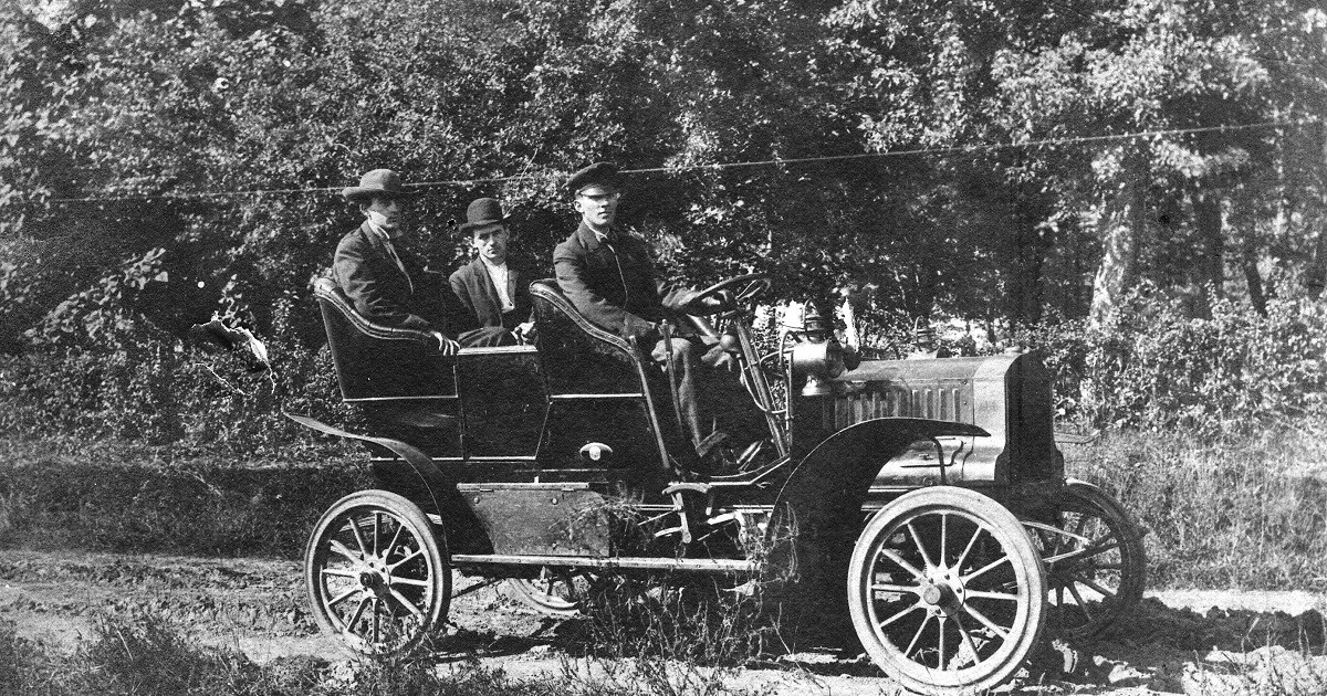 The Lucas Countyan Charitons First Gasoline Powered Automobile