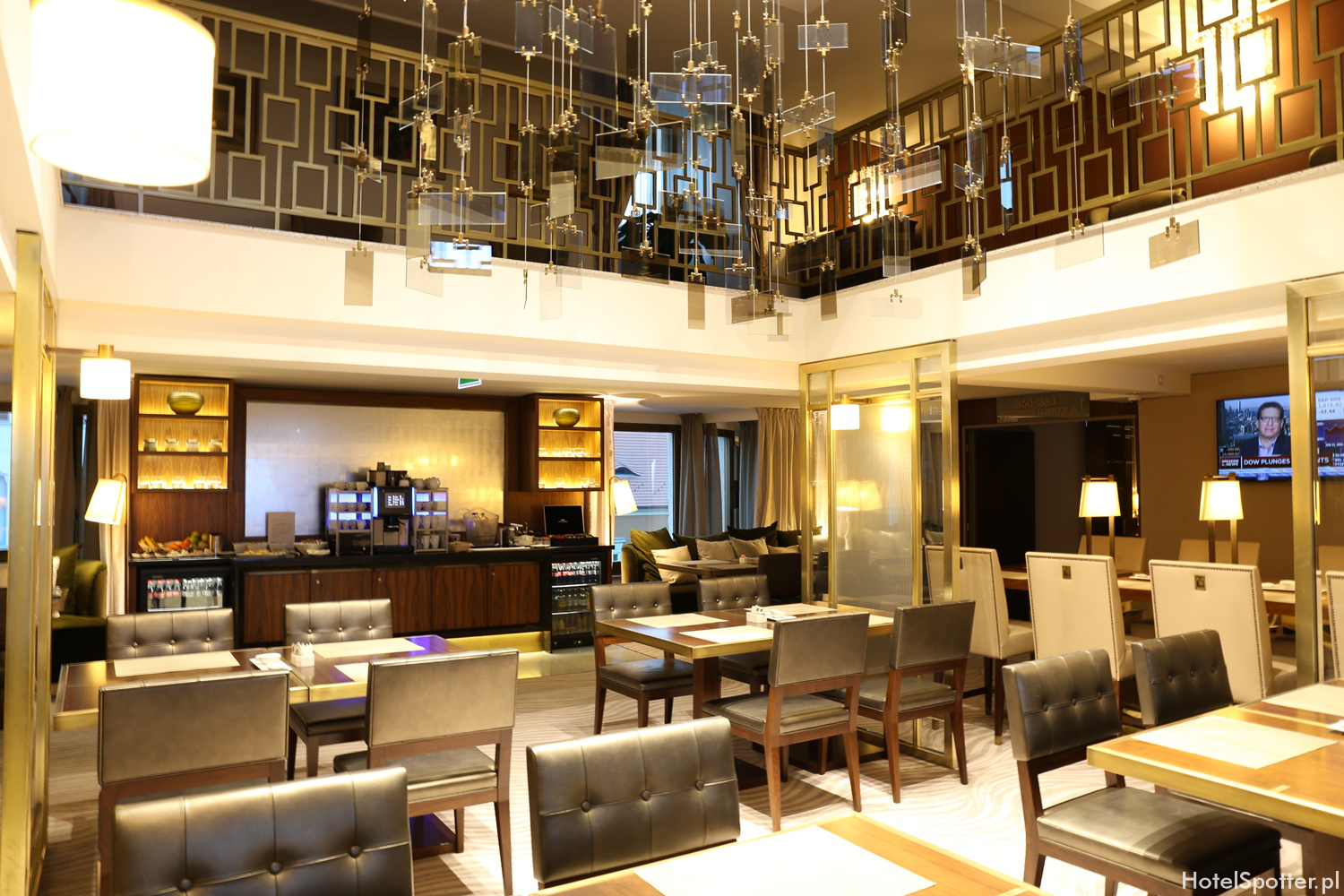 Hilton Budapest salonik Executive Lounge Hotel Spotter