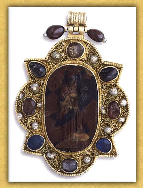 Βυζαντινό ελλειψοειδές εγκόλπιο της Ιεράς Μονής Βατοπαιδίου Αγίου Όρους
