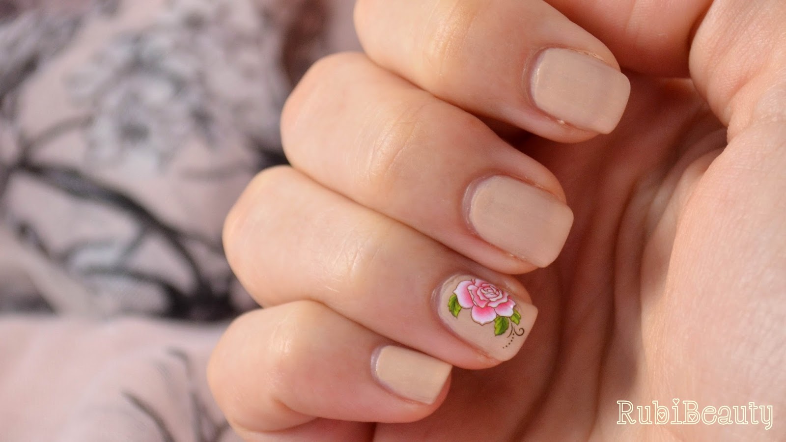 nail art sencillo romantico rosas nude water decals bornpretty store BPS rubibeauty
