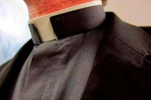 La Diócesis de El Alto alerta sobre “falsos” sacerdotes católicos - Vivir en El Alto Iglesia en El Alto