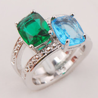 Nhẫn Aquamarine và Emerald Nhẫn Aquamarine và Emerald