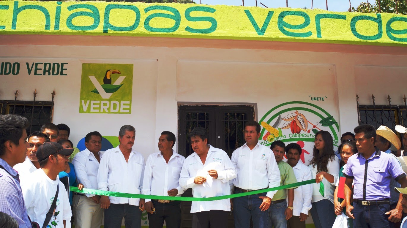 expressnews Chiapas Verde beneficia en Pantepec a Iglesias y Templos