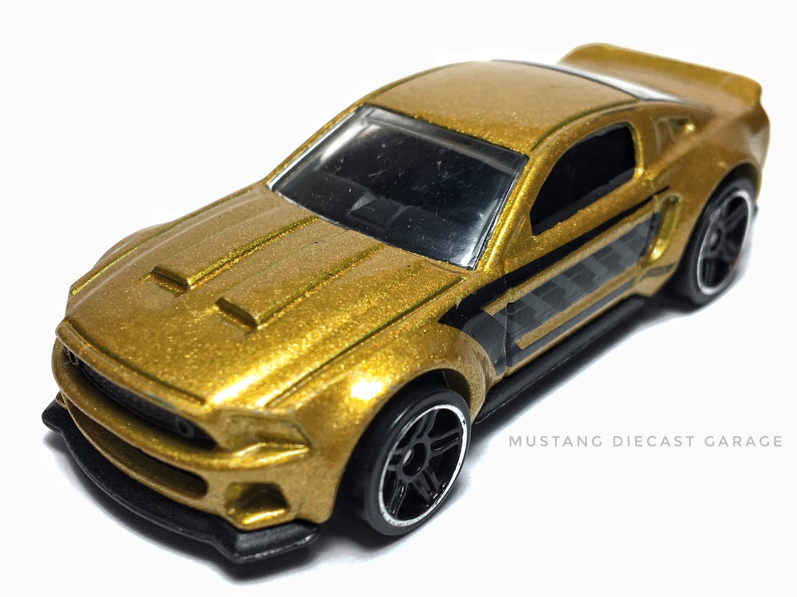 hot wheels 2014 custom mustang