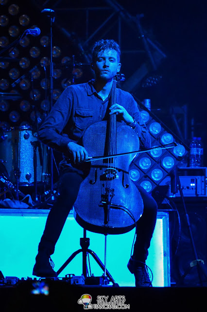 Brent so blue - OneRepublic Native Live in Malaysia 2013 