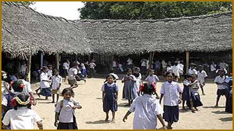 தமிழ்நாடு: 3 ஆண்டுகளில் 38 அரசுப் பள்ளிகள் மூடல்! தமிழ்நாடு: 3 ஆண்டுகளில் 38 அரசுப் பள்ளிகள் மூடல்!