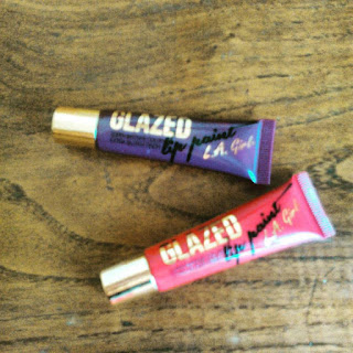 LA Girl lip paint glazed en tonos tempt y pin up