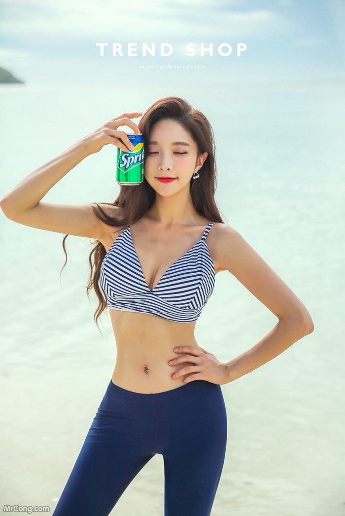 Beautiful Park Soo Yeon in the beach fashion picture in November 2017 (222 photos) photo 7-11