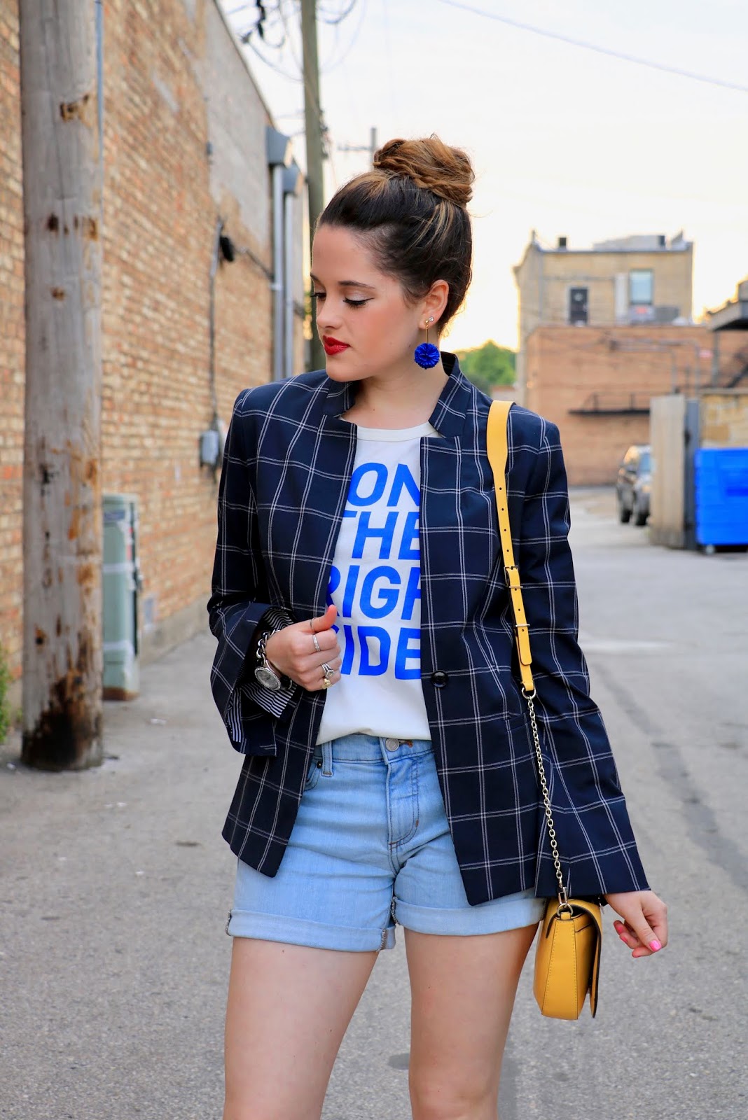Nyc fashion blogger Kathleen Harper showing how to wear a blazer with shorts