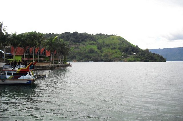 Danau Toba Wisata Alam yang Menakjubkan di Sumatera Utara Danau Toba Wisata Alam yang Menakjubkan di Sumatera Utara