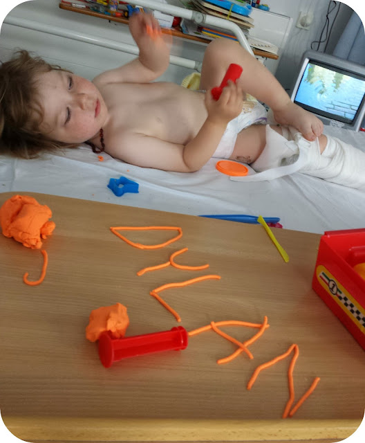 playdough, toddler in traction, typical day in hospital, toddler broken leg