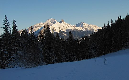 Tatry Bielskie z Równi Waksmundzkiej. Tatry Bielskie z Równi Waksmundzkiej.