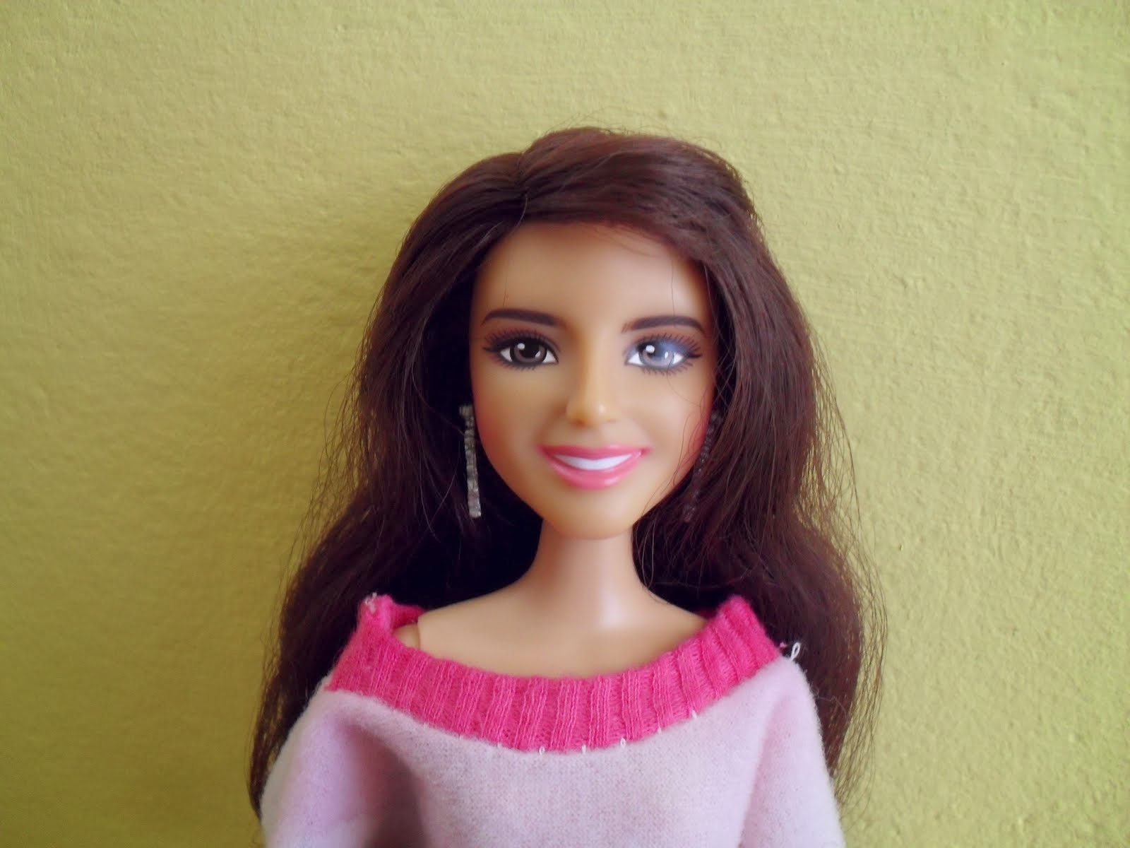 Zabawkarnia Victorious Dolls Trina Vega (2012)