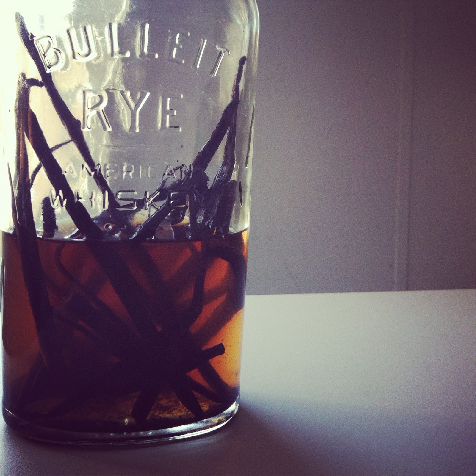 Slow Club Cookery. Homemade Vanilla Extract