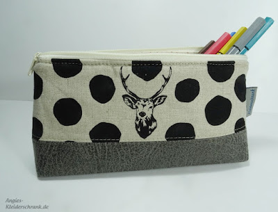 Stiftmäppchen, Angies Kleiderschrank