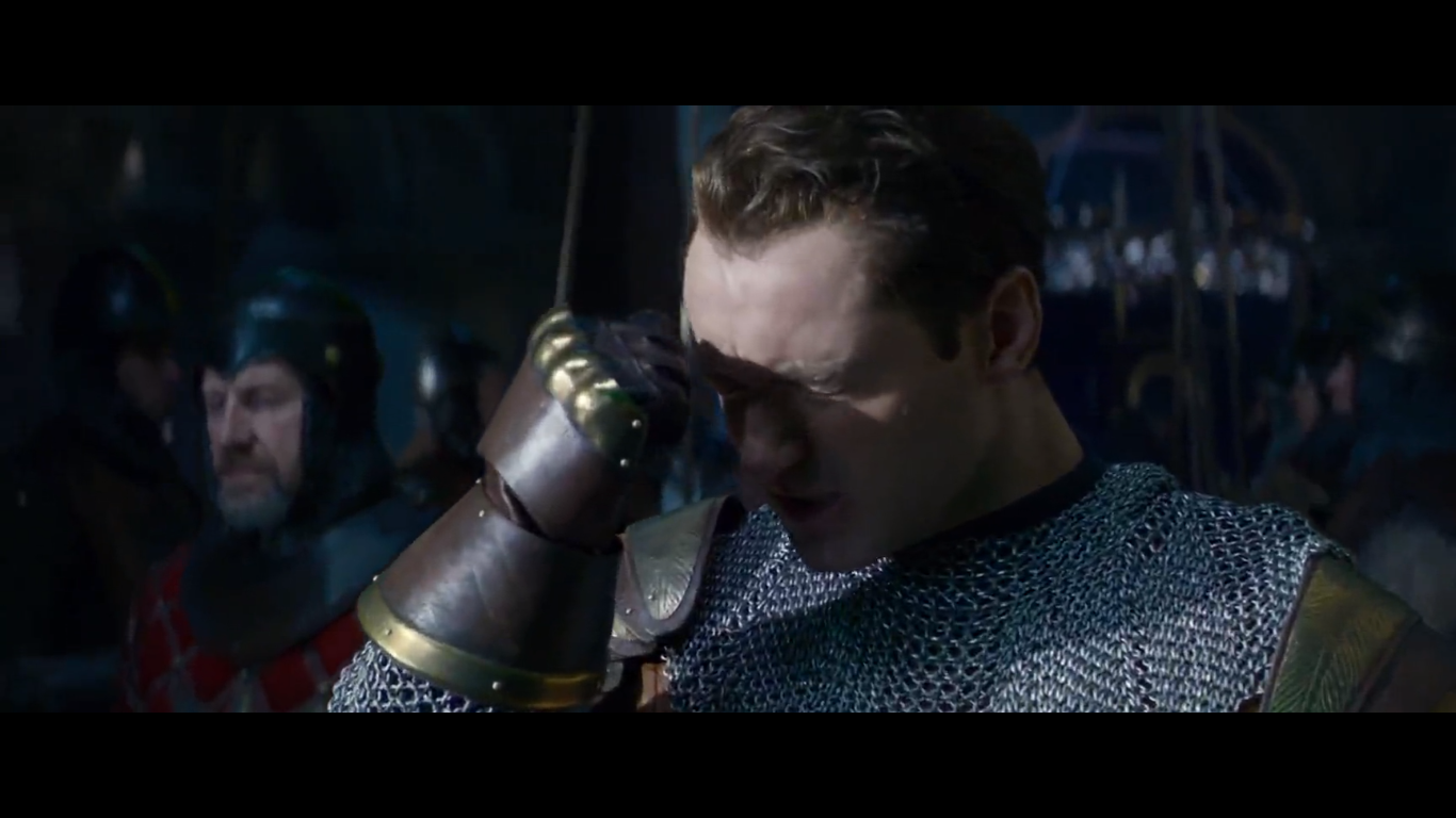 Видео короля артура. Видео короля артура. Джуд лоу король вортигерн. Утер пендрагон меч короля артура. Видео короля артура.
