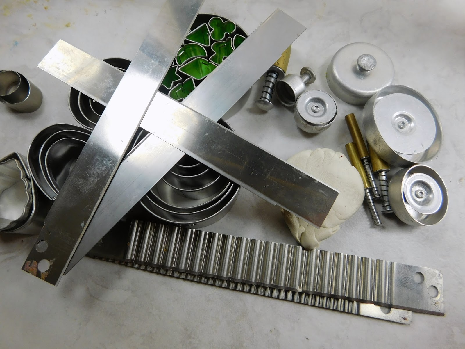 Joanne's Minis Tools for Making Dollhouse MiniaturesClay Cutting Tools