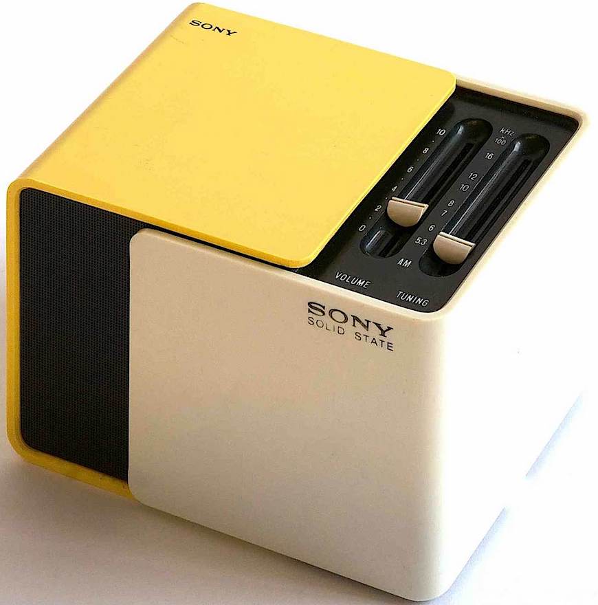 1970 Sony cube radio 1970 Sony cube radio, Scandinavian design influence