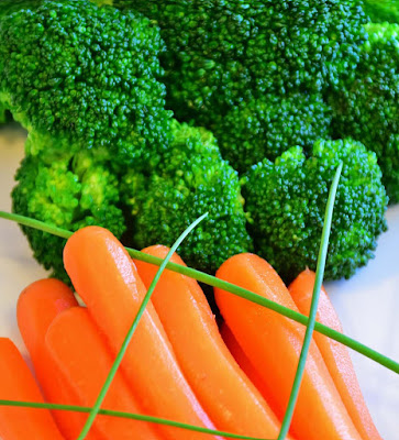 how-long-to-steam-broccoli-carrots