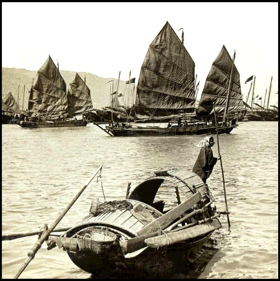 Boats of Old China – 17 Impressive Vintage Pictures of Chinese Junks in ...