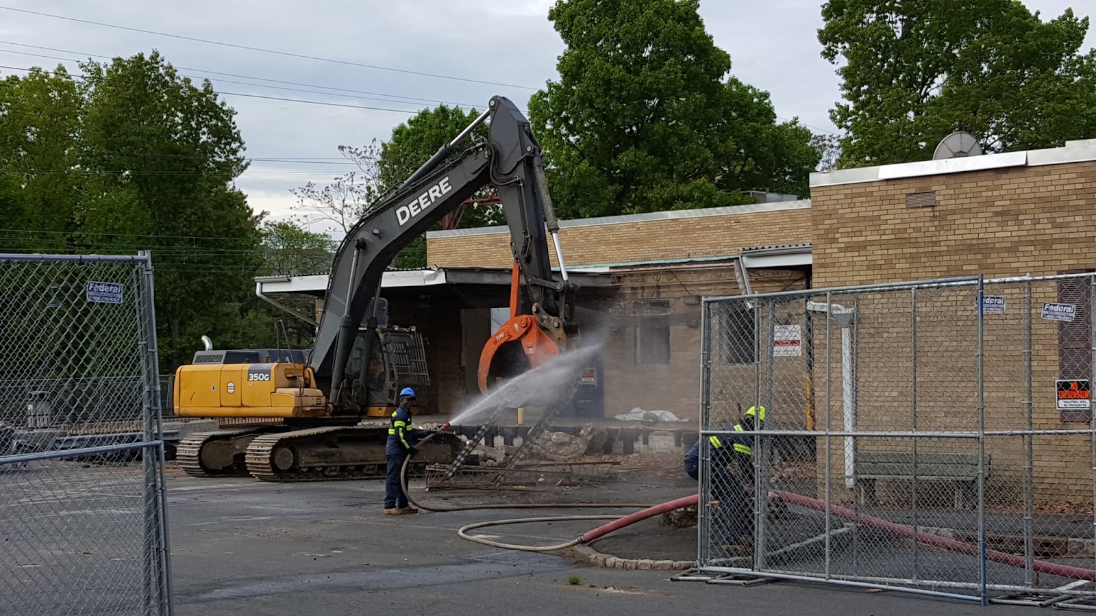 POST OFFICE DEMOLITION BEGINS; RELATED SEWER DEAL