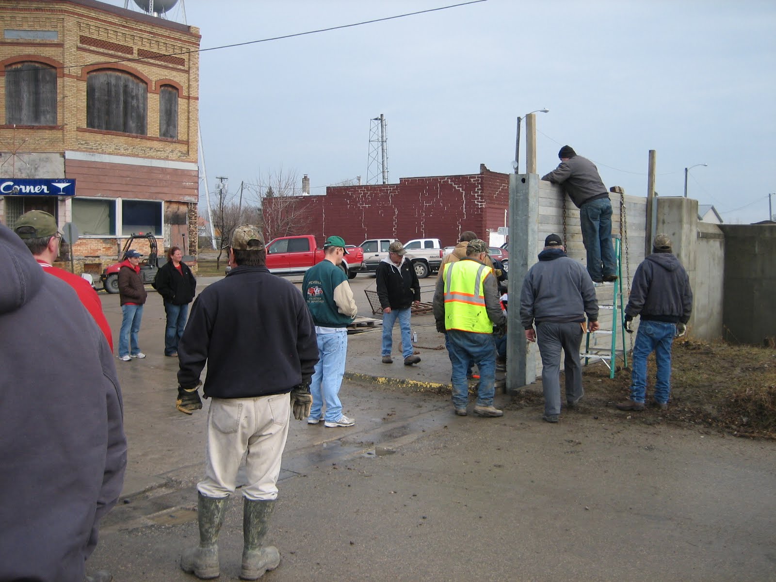 Pembina Flood '11 Saturday April 9