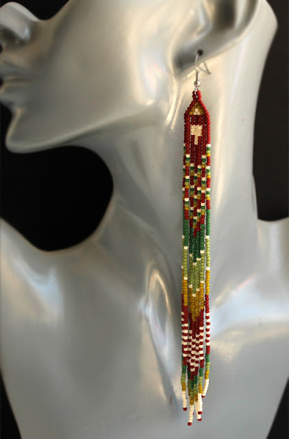 купить длинные сережки из японского бисера длиной до плеч оригинальная бижутерия в стиле этно цена каталог