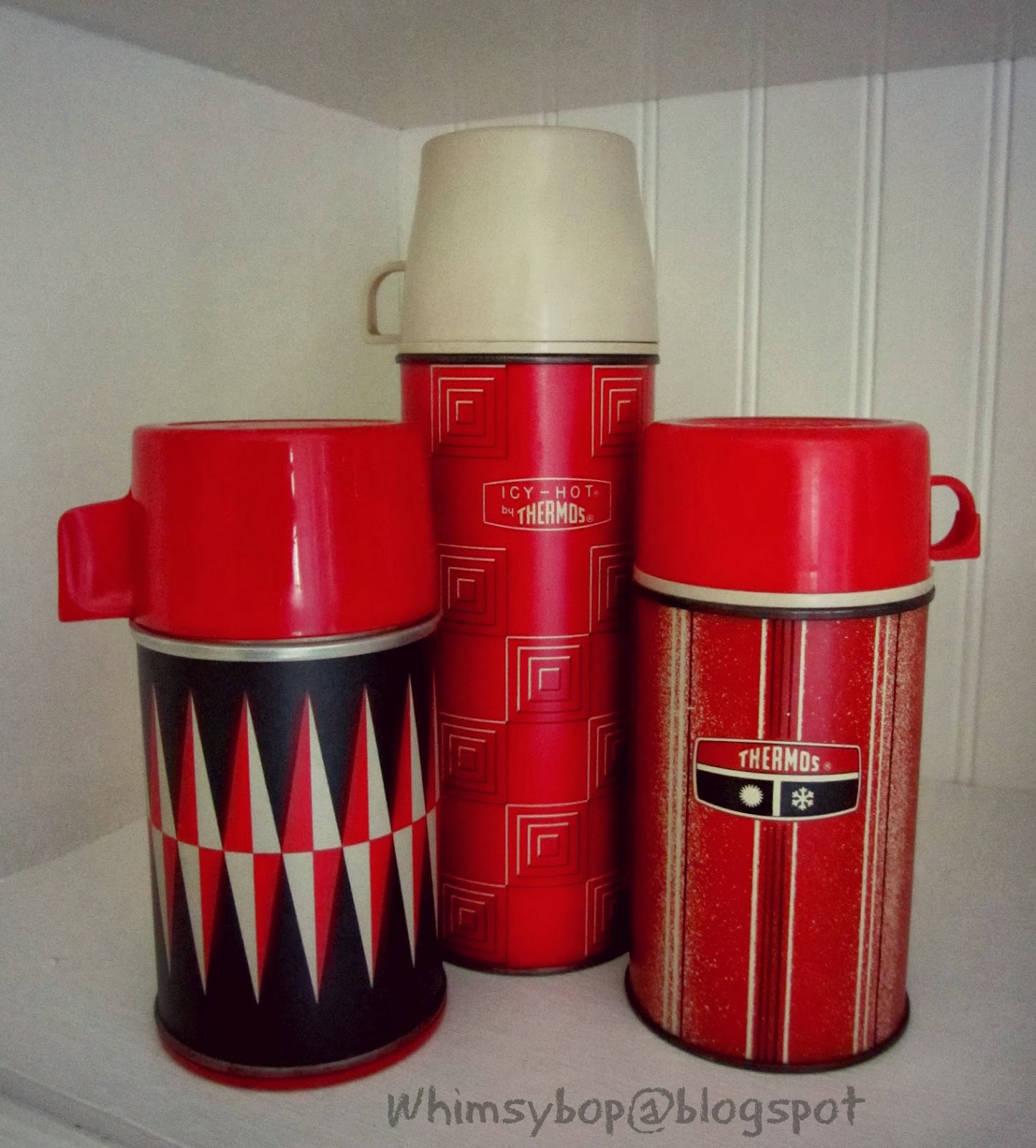 Whimsybop Collecting vintage Thermos bottles Thermos bottle frenzy