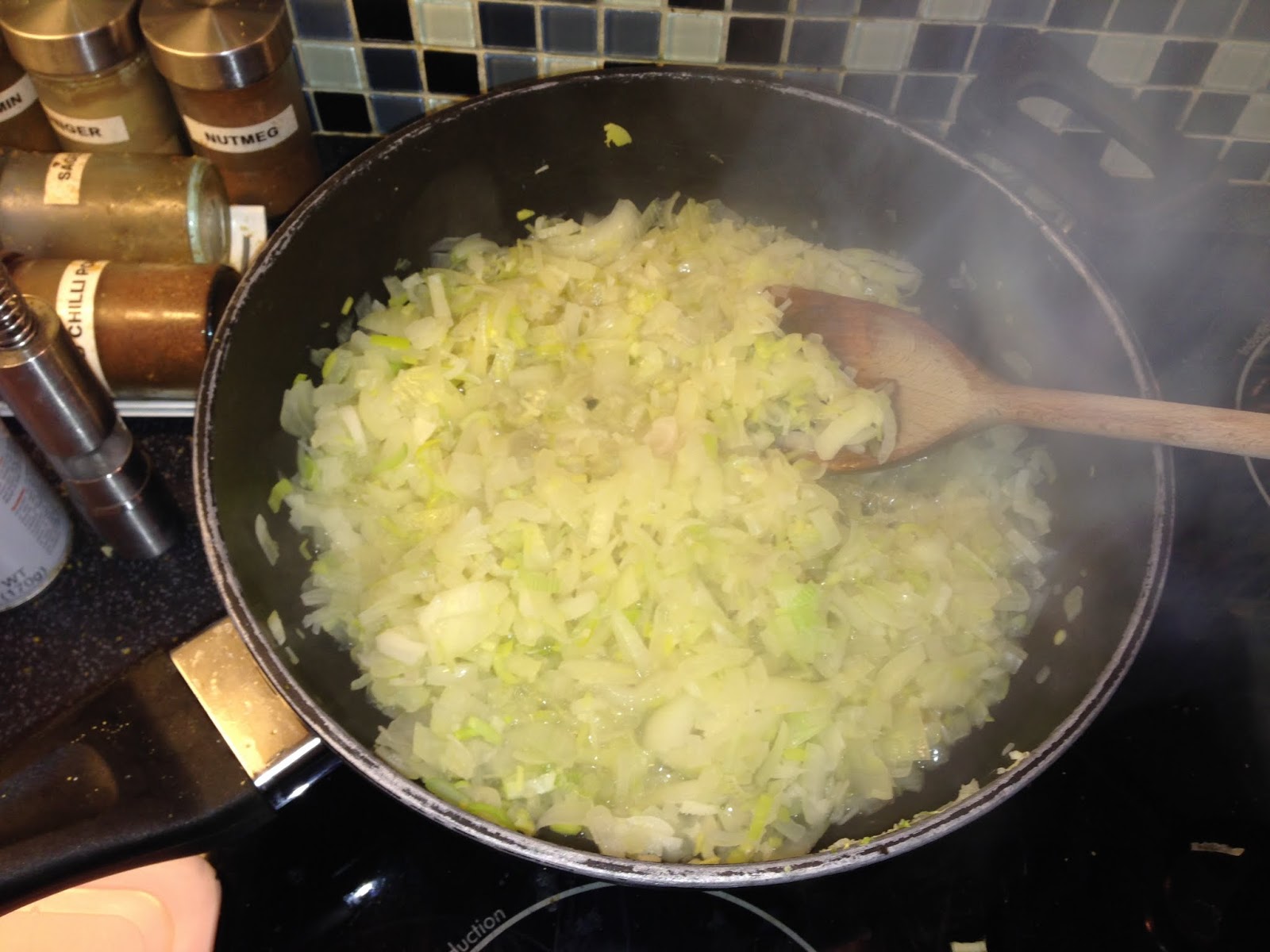 Renoir's Recipes Pasta with chunky Tomato and onion sauce with