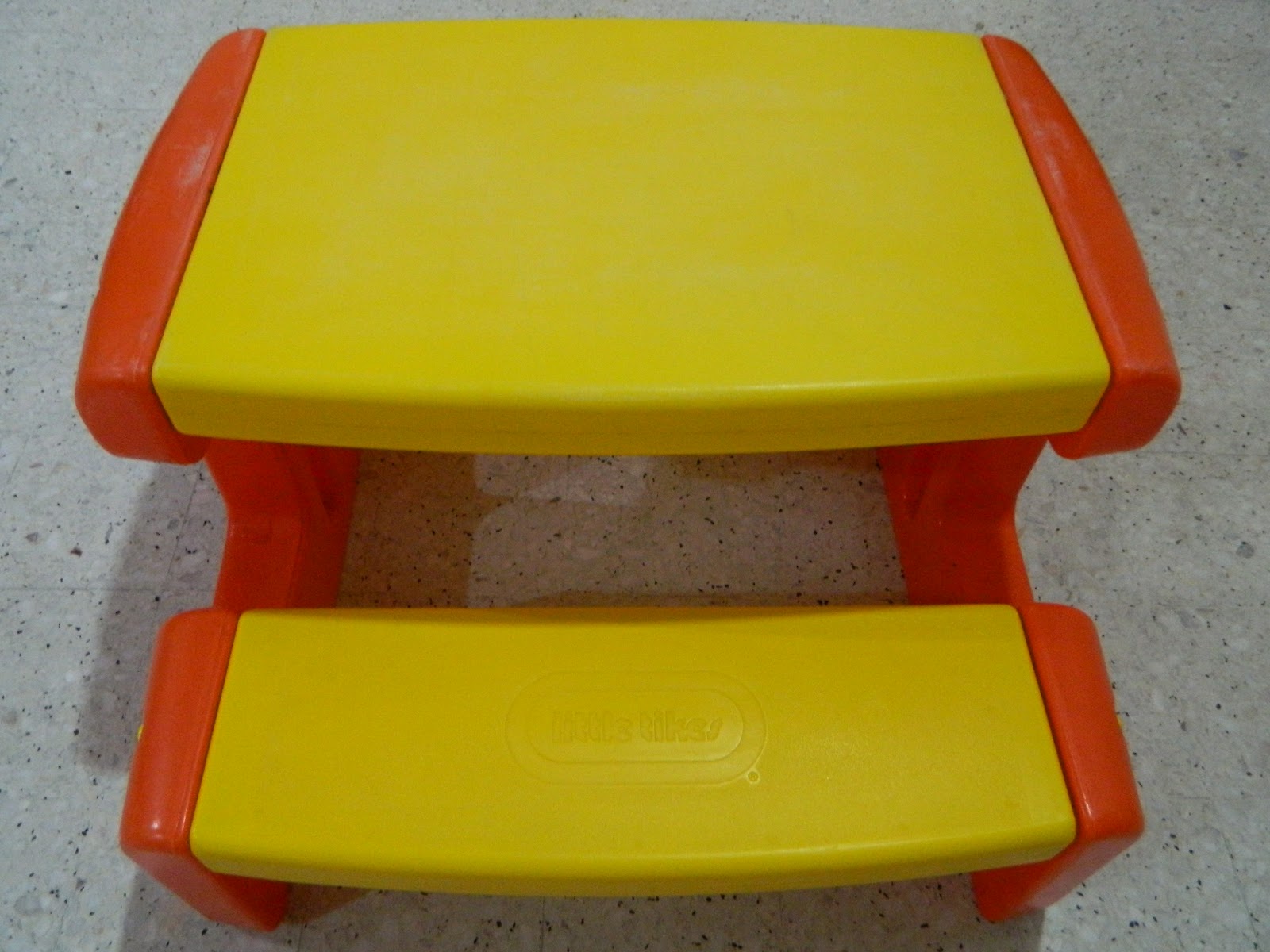 Little Tikes Picnic Table