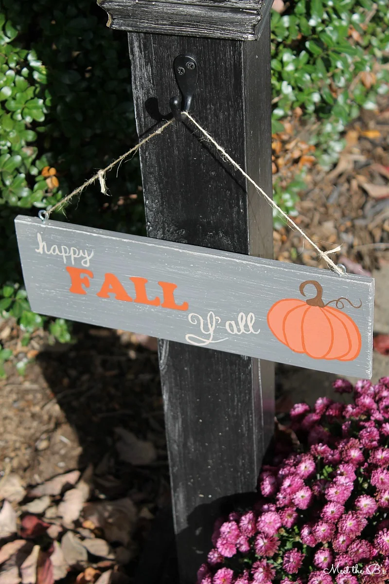 DIY fall painted sign post