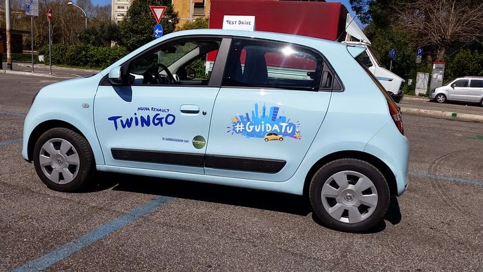 Nuova Twingo Blushopping