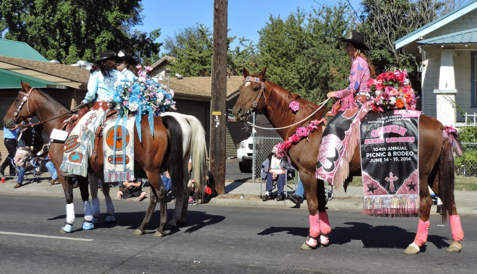 2015 TRAVELS : WESTWARD HO! PARADE AT PENDLETON ROUND-UP