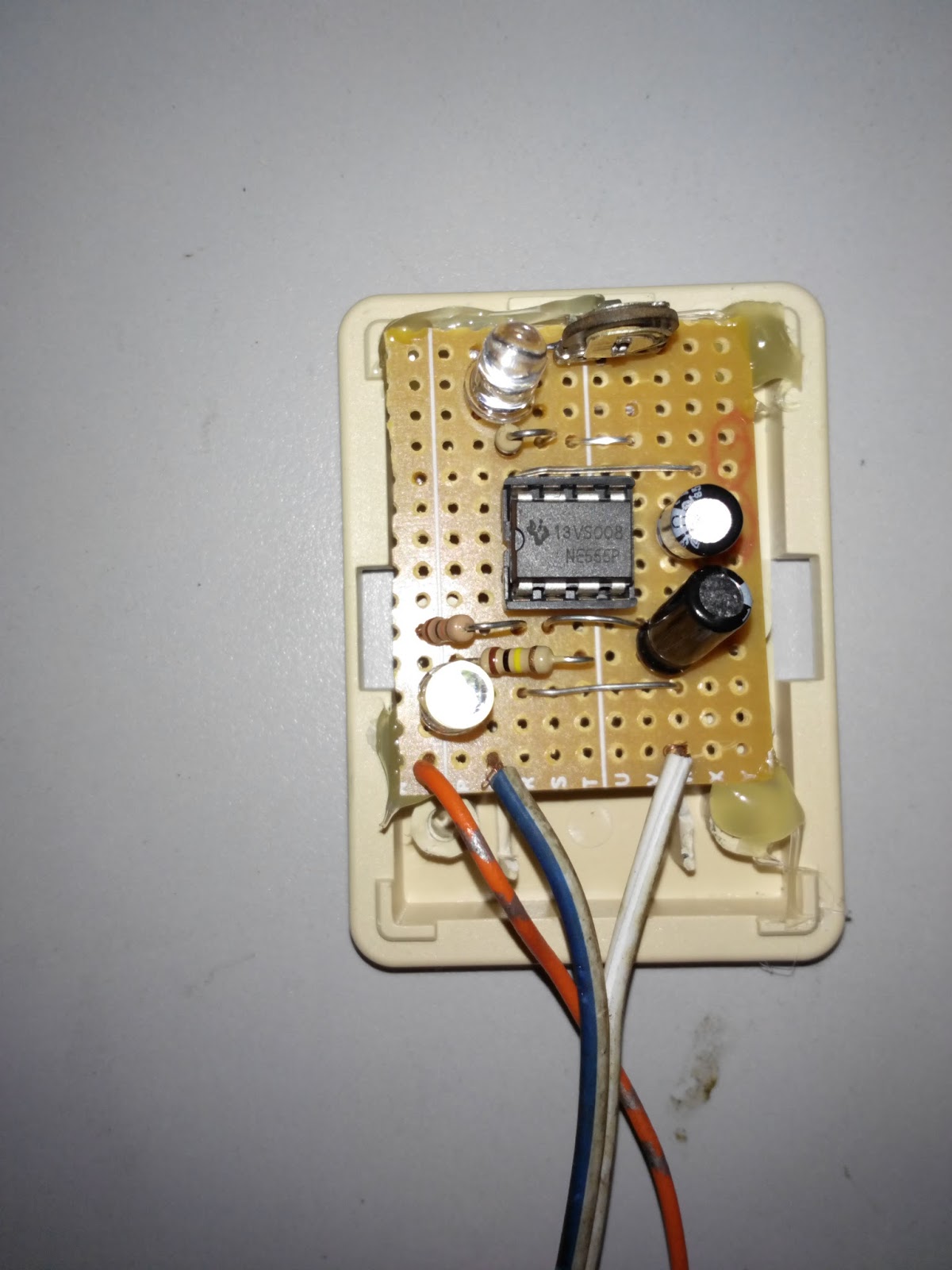 YOUR CAR DOCTOR Oxygen Sensor Simulator