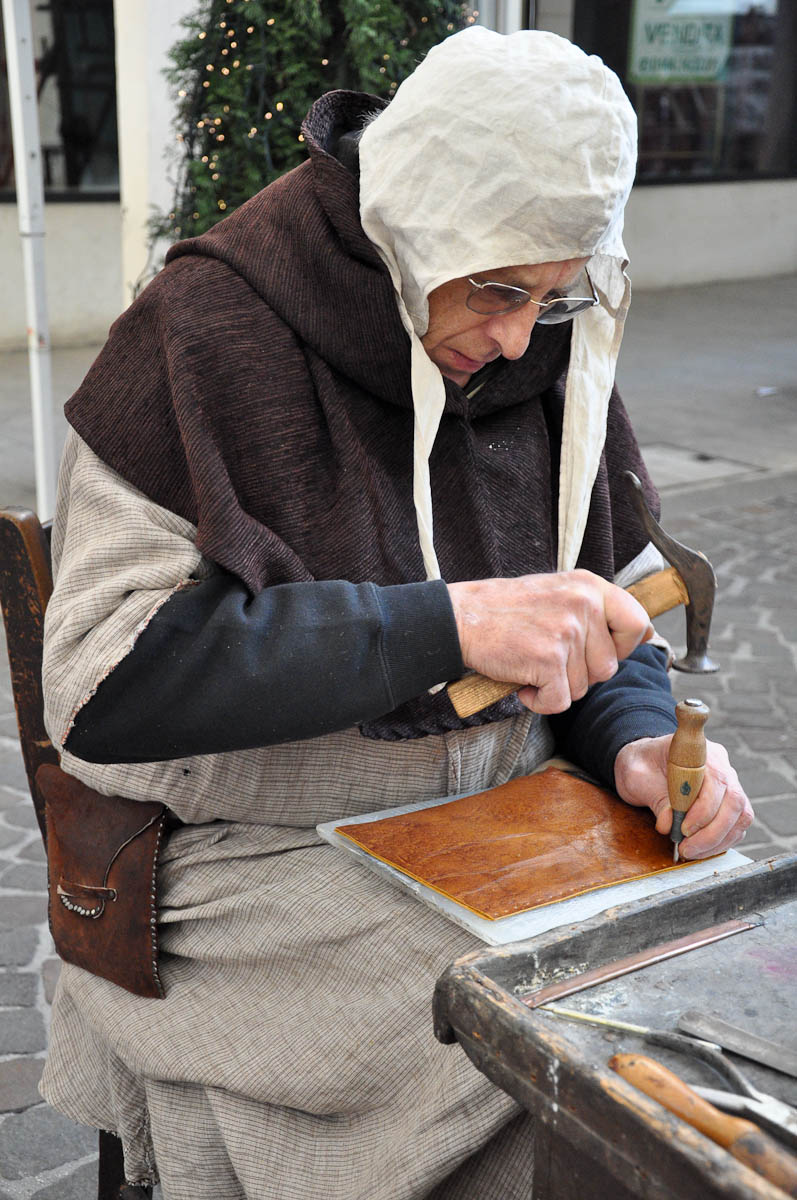 Shoemaker, Old crafts festival, Corso Fogazzaro, Vicenza, Veneto, Italy