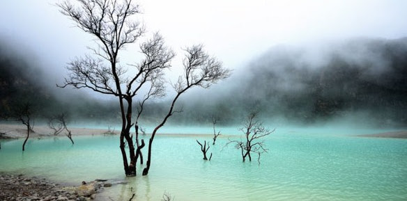 5 Tempat Wisata di Bandung Paling Favorit 5 Tempat Wisata di Bandung Paling Favorit