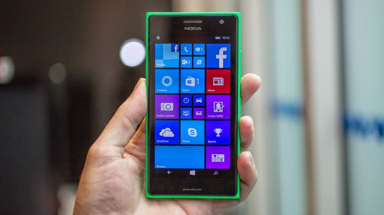 Nokia Lumia 735 bloccato: come forzare riavvio – Hard reset – Soft Reset