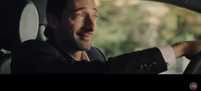 Attore testimonial Fiat pubblicità 500X con Adrien Brody con Foto - Testimonial Spot Pubblicitario Fiat 2017