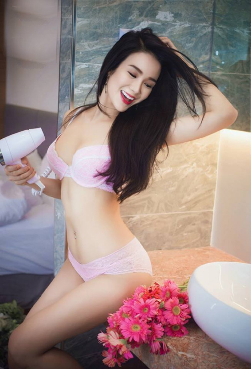 Hot girl…Diệp Lâm Anh 3 – Nội y…