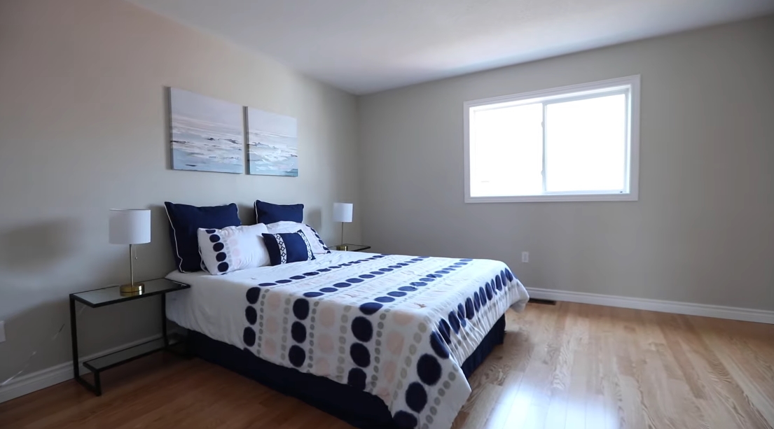 11 Photos vs. 75 Vessel Crescent, Toronto Townhouse Interior Design Tour